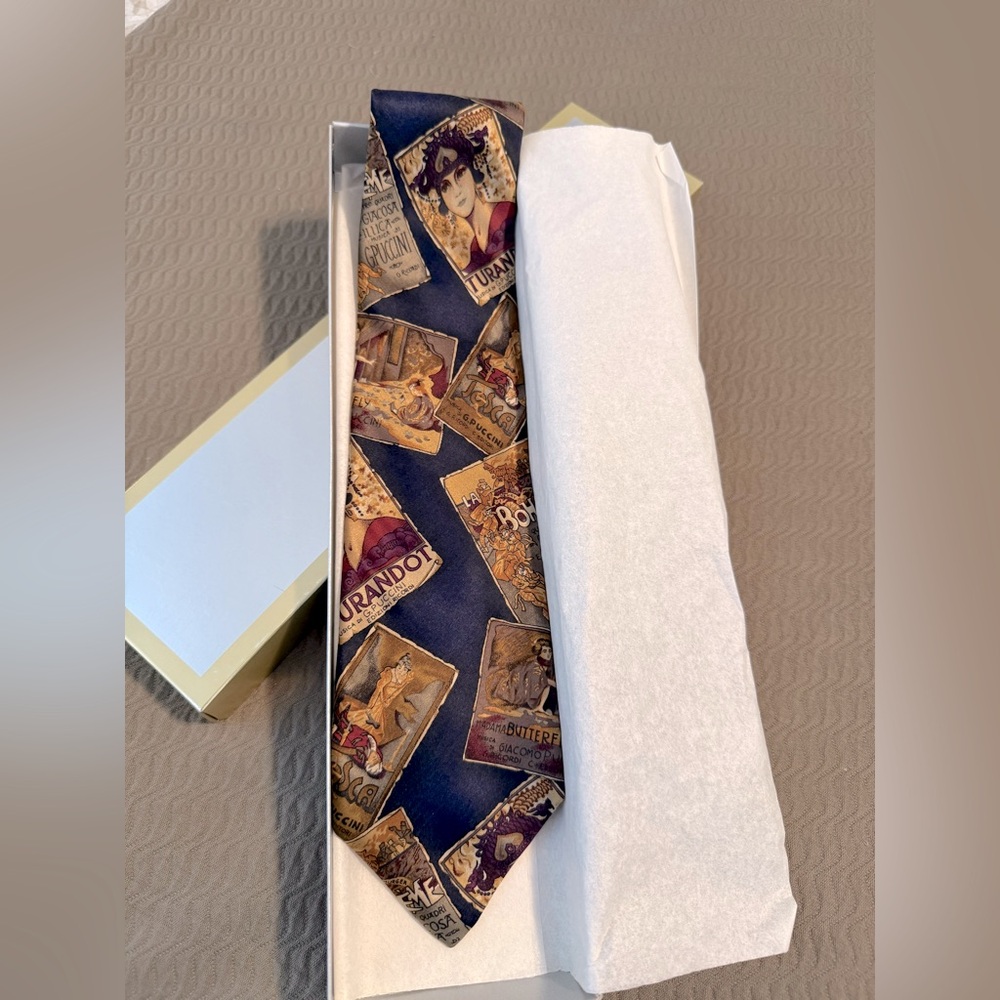Audrey Buckner for The Metropolitan Opera theme Collection pure 100% silk tie